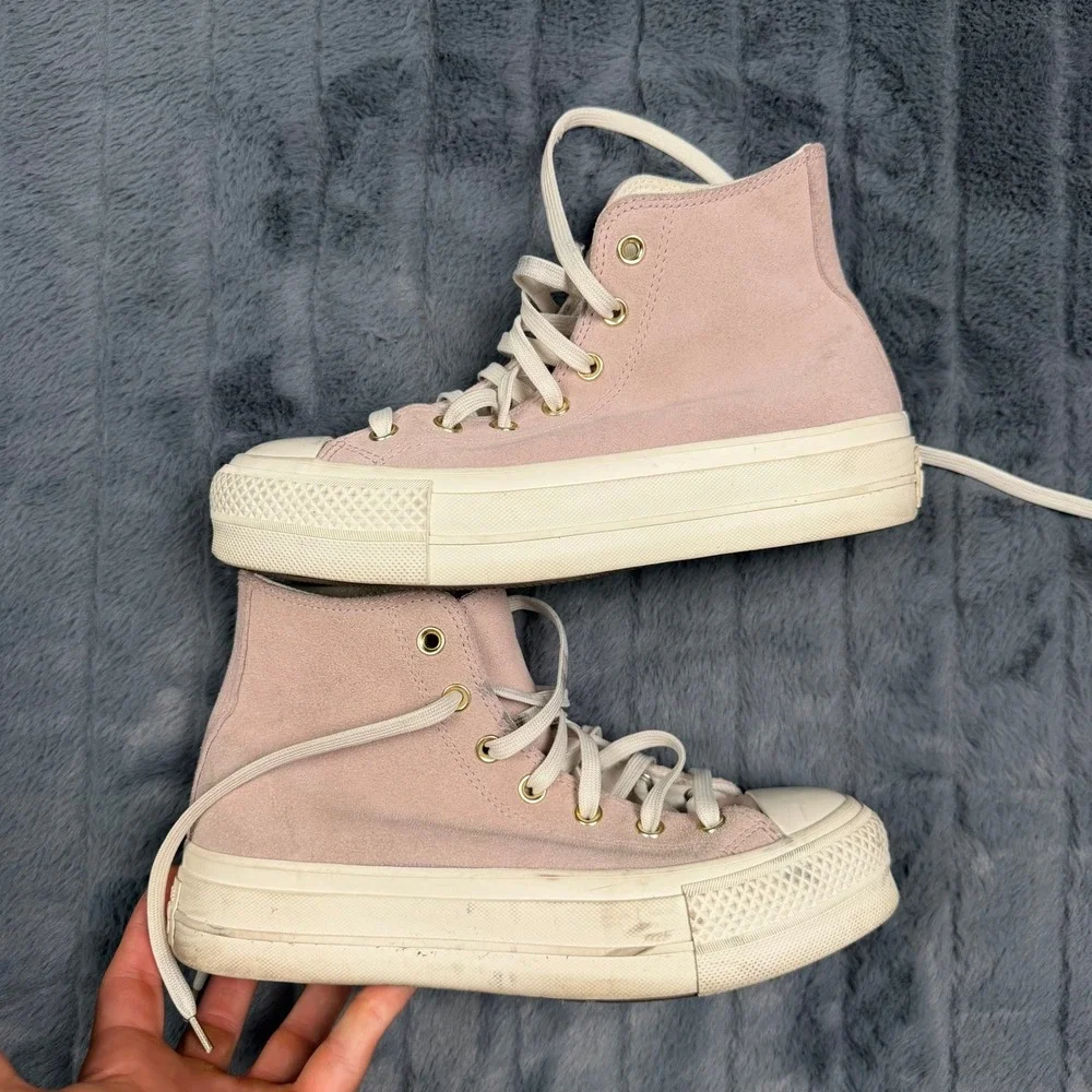 Converse Chuck Taylor All Star Lift Women 7.5 Pink Suede Platform High A03728C